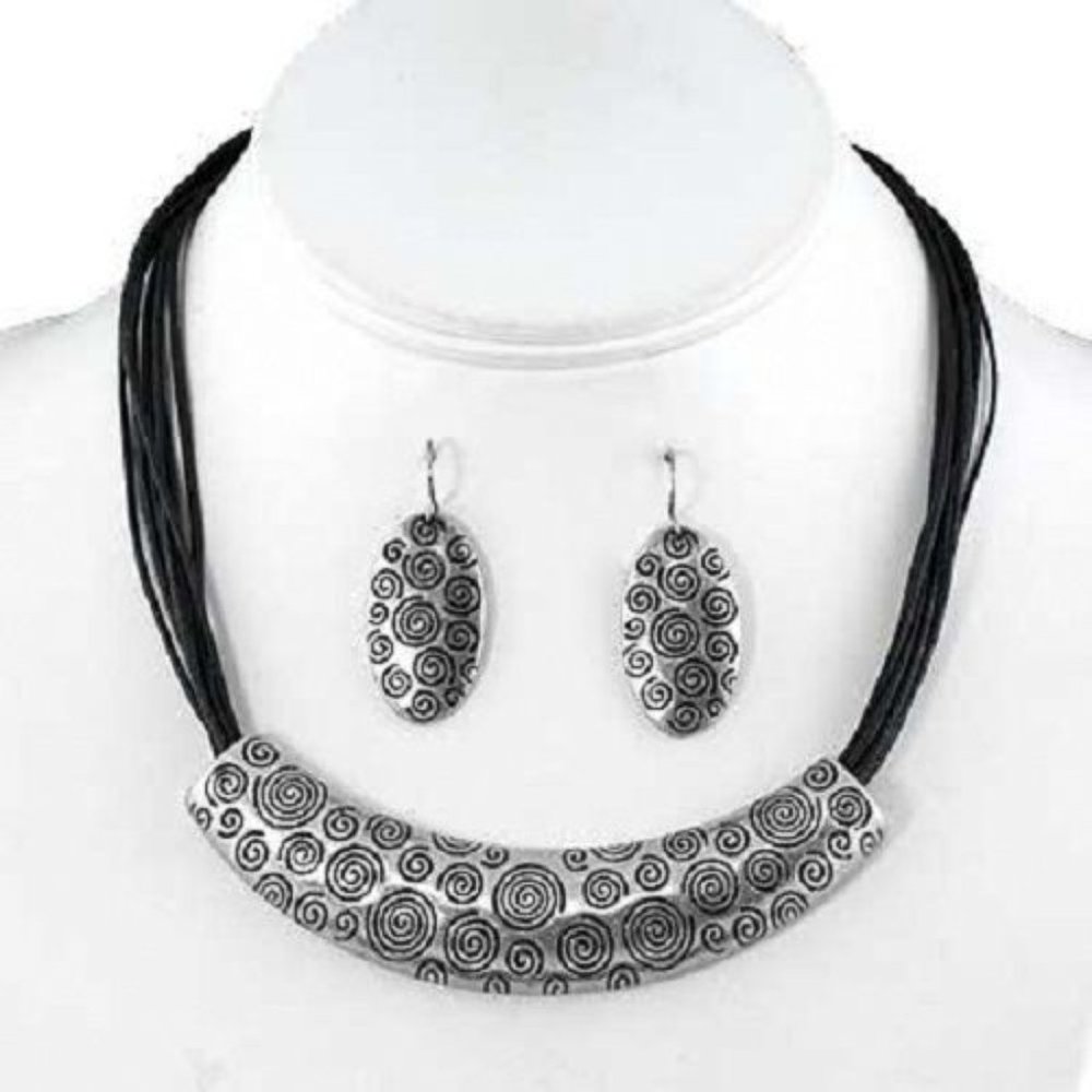 Boho Hippie Chic Burnish Silver Swirl Necklace Set